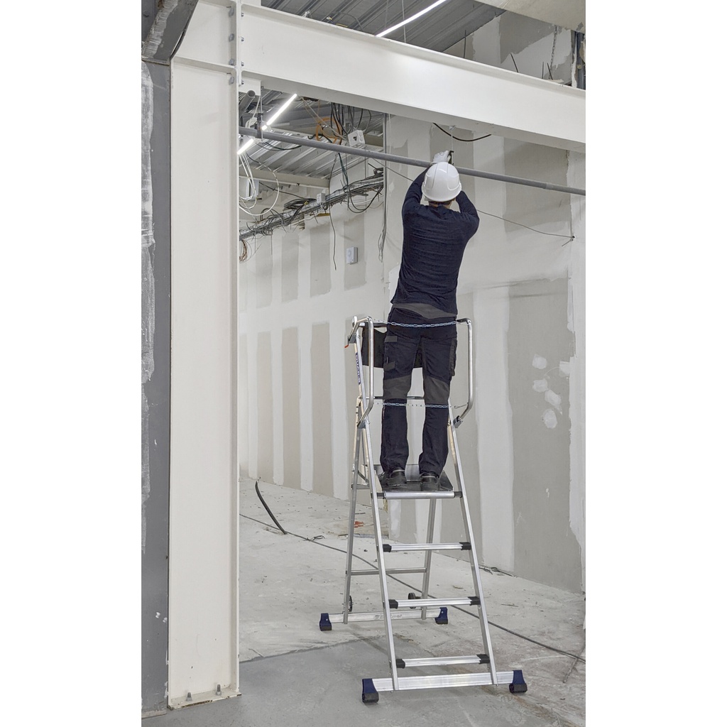 PLATEFORME IND ROUL HAUTEUR FIXE - AVEC STABILISATEURS - T-REX 4 MARCHES